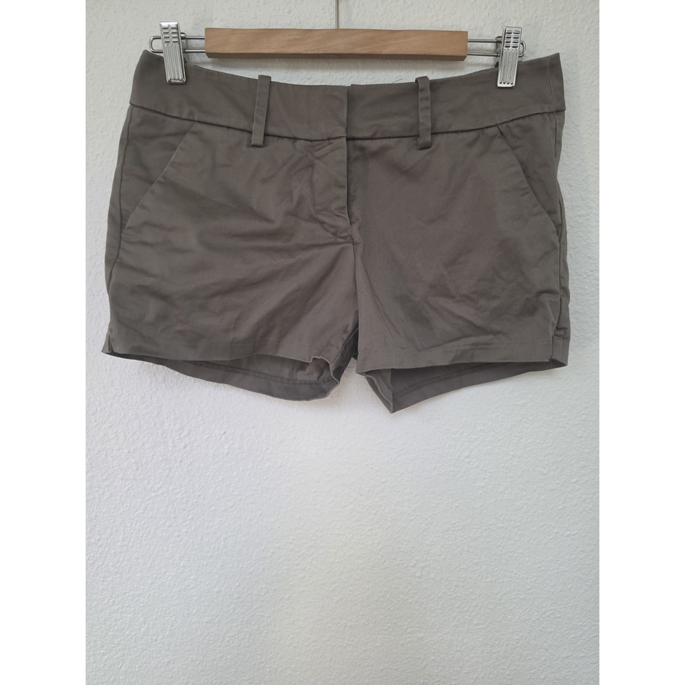 Mossimo Shorts Women Size 4 Solid Casual Bermuda Cotton Chino Bottoms